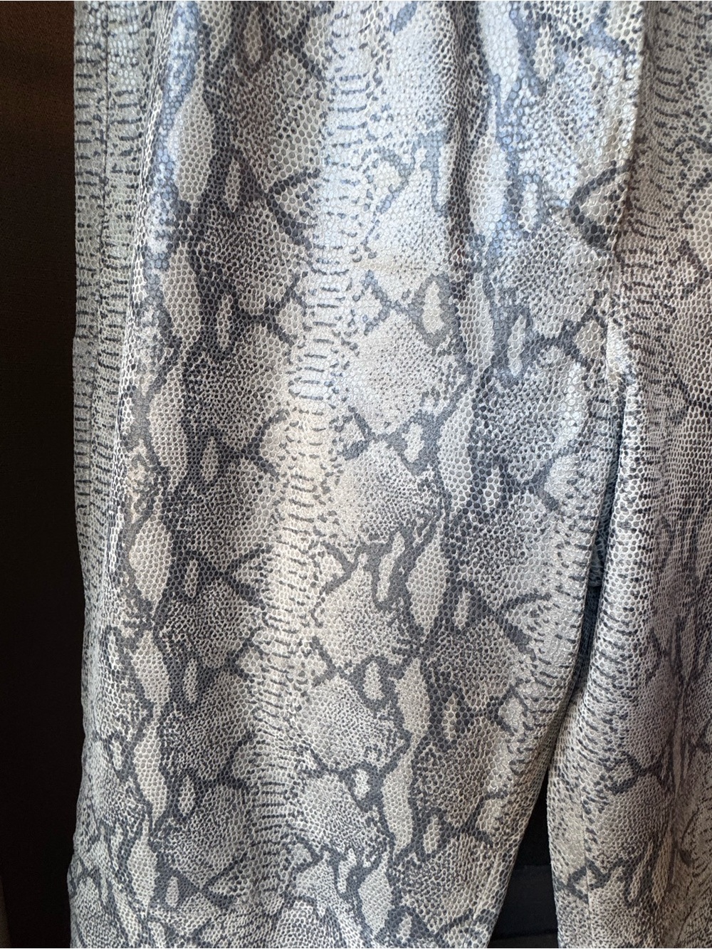 Colebrook & Co. Leather Snake Print Straight Leg Pants - Neutral Tones Sz 14 - Picture 5 of 8